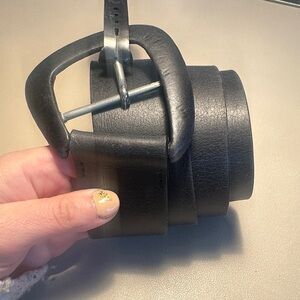 Black Leather Wide Belt with Rounded Buckle